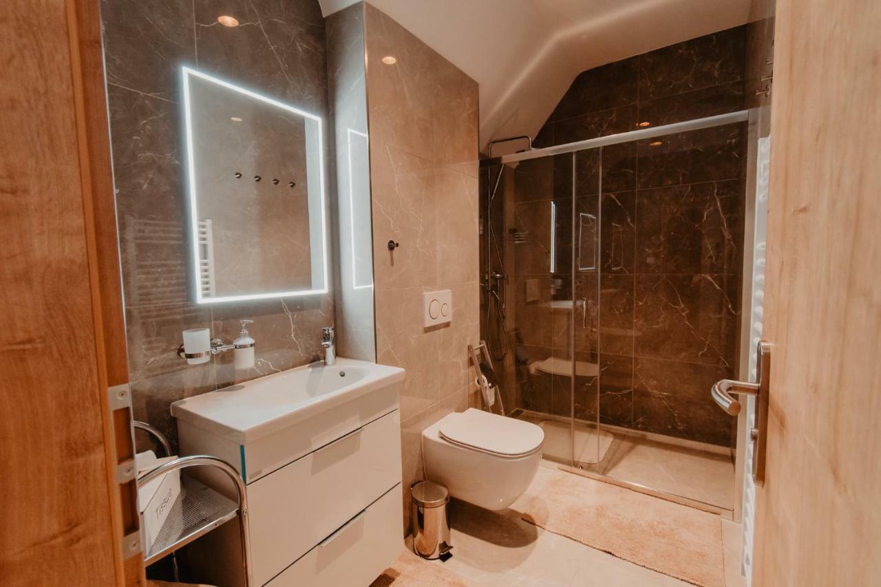 Villa Garden Apartments Poprad Exteriör bild