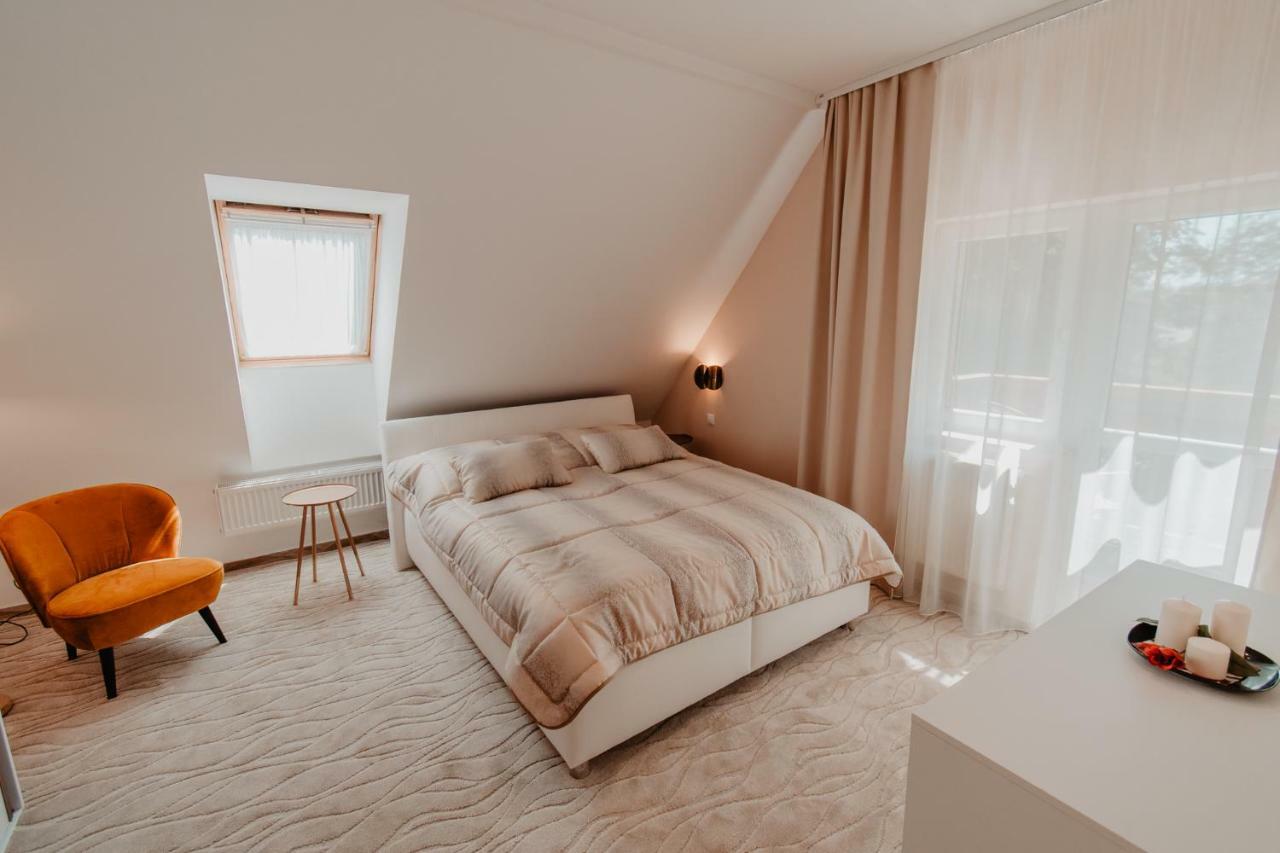 Villa Garden Apartments Poprad Exteriör bild