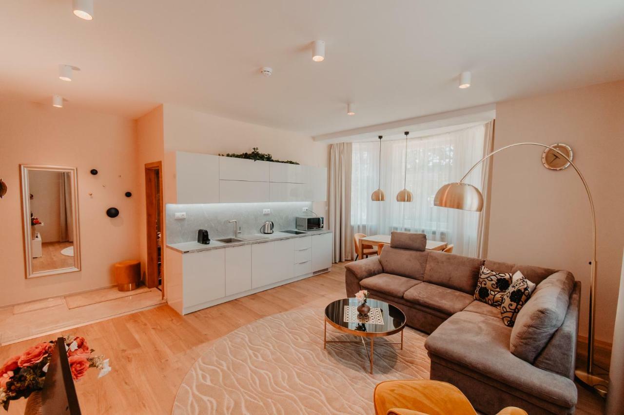 Villa Garden Apartments Poprad Exteriör bild