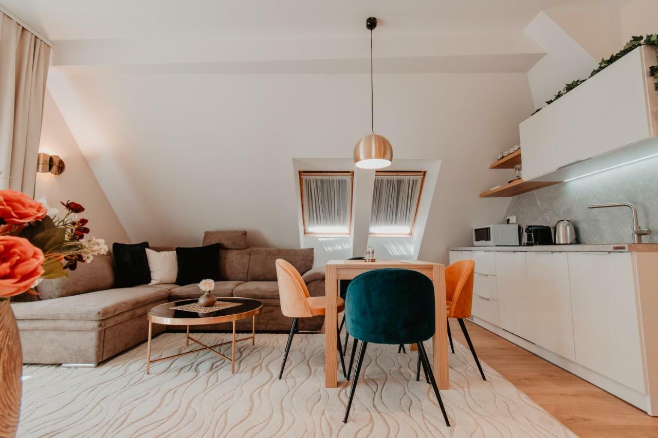 Villa Garden Apartments Poprad Exteriör bild